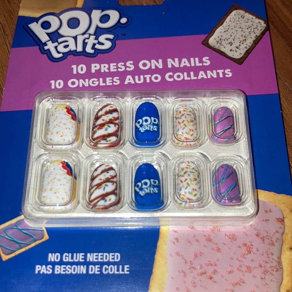 FINAL DROP 🚨NWT Frosted Poptart food branded press on nails 💅🏼